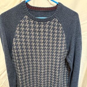 Men’s Houndstooth Patterned Sweater